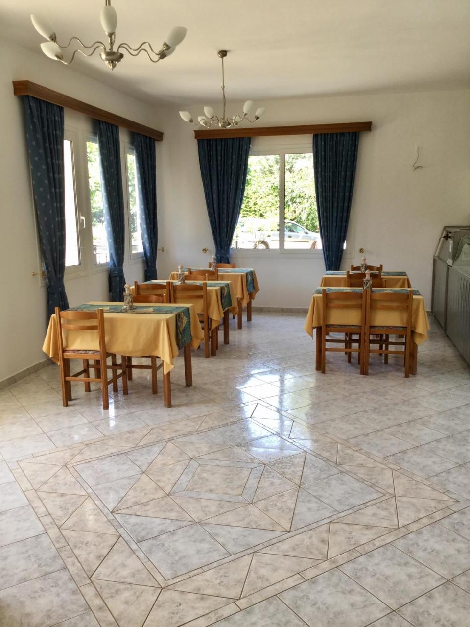 Aneton Aparthotel Chrysi Ammoudia Ngoại thất bức ảnh