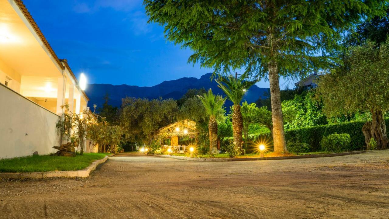 Aneton Aparthotel Chrysi Ammoudia Ngoại thất bức ảnh